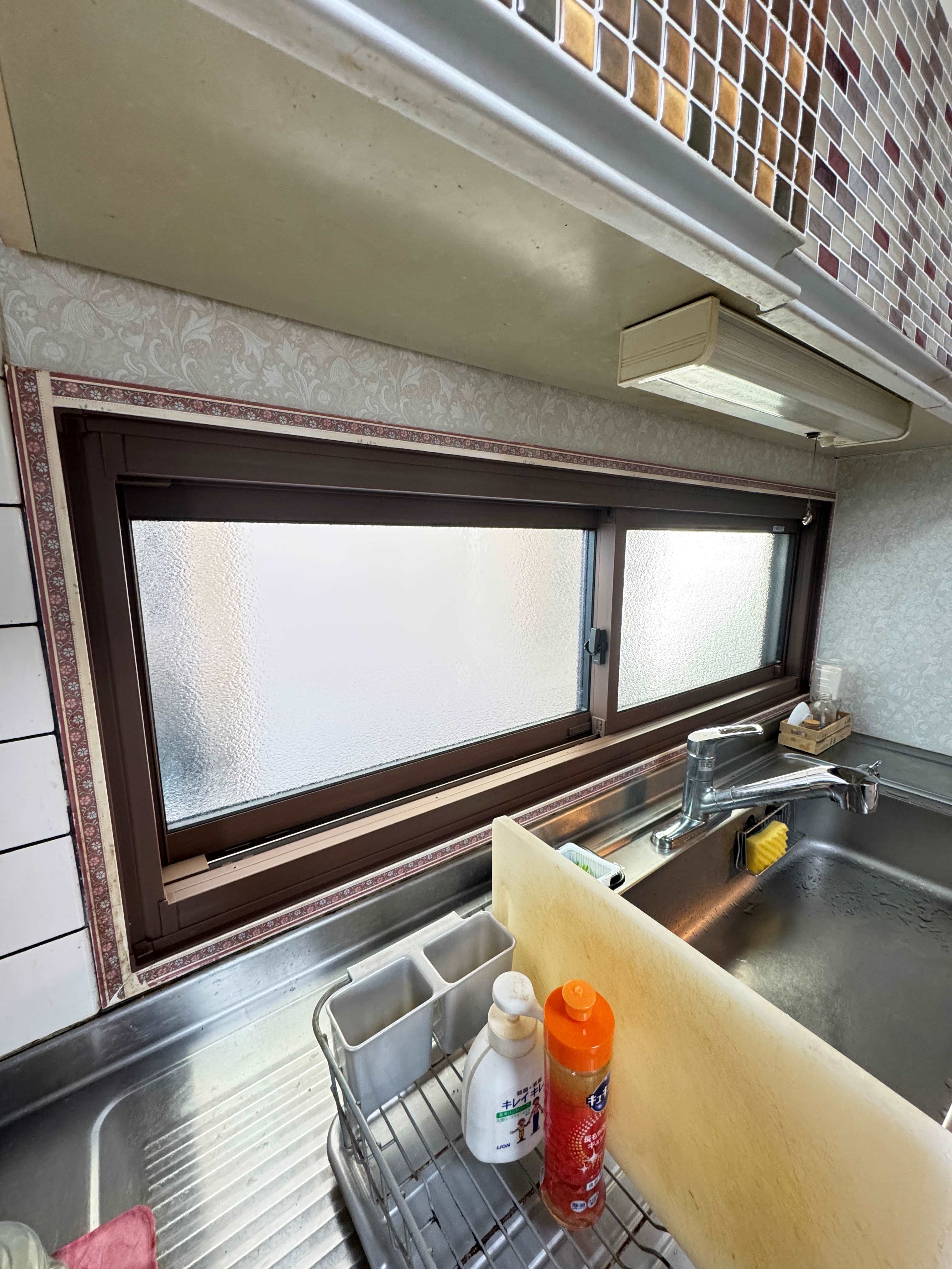 キッチンに内窓を設置しました！