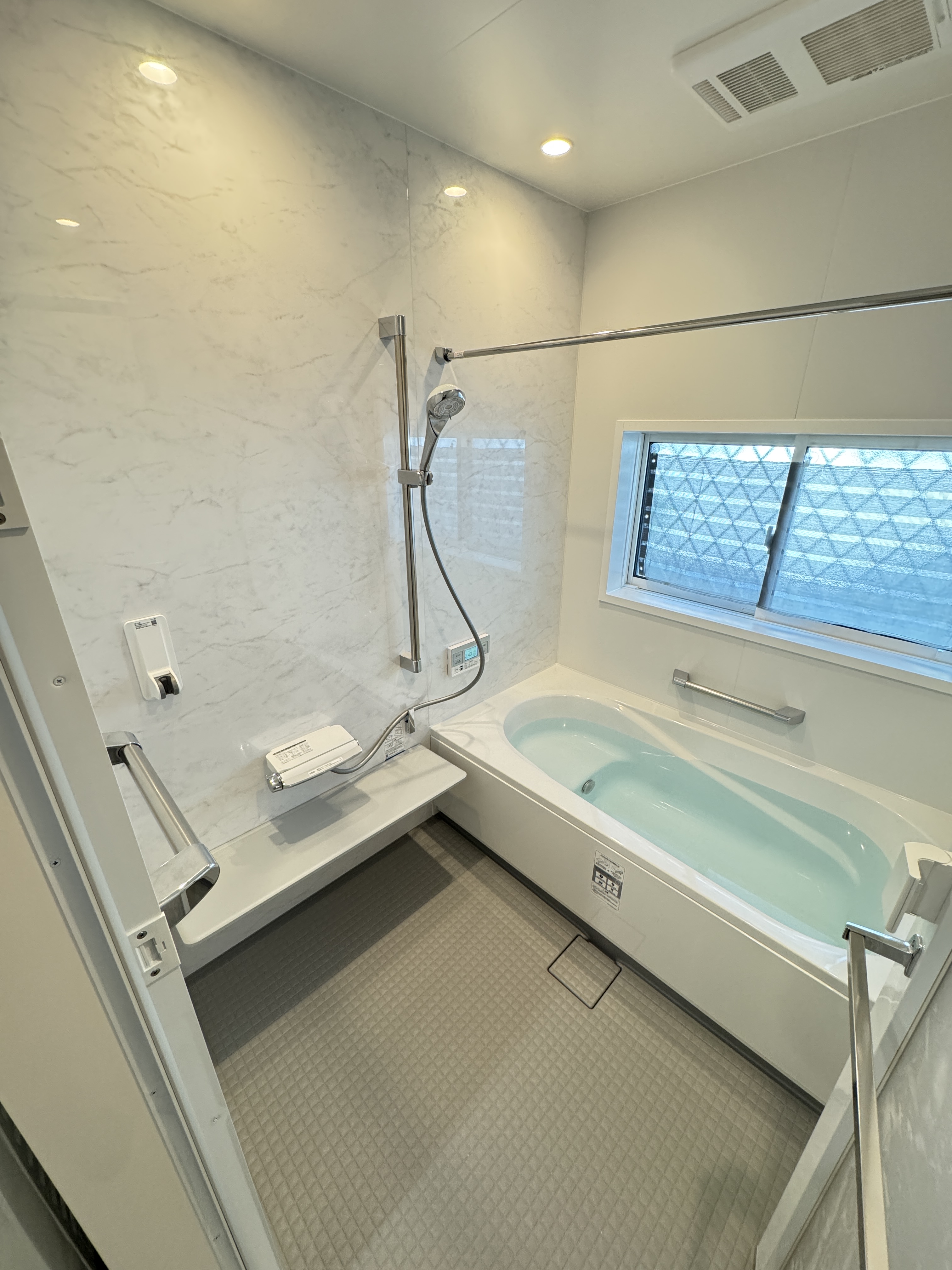 浴室リフォーム工事を行いました