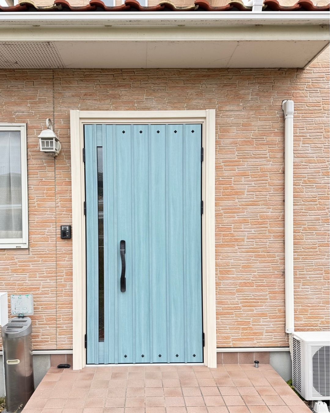 ～玄関ドアリフォーム～